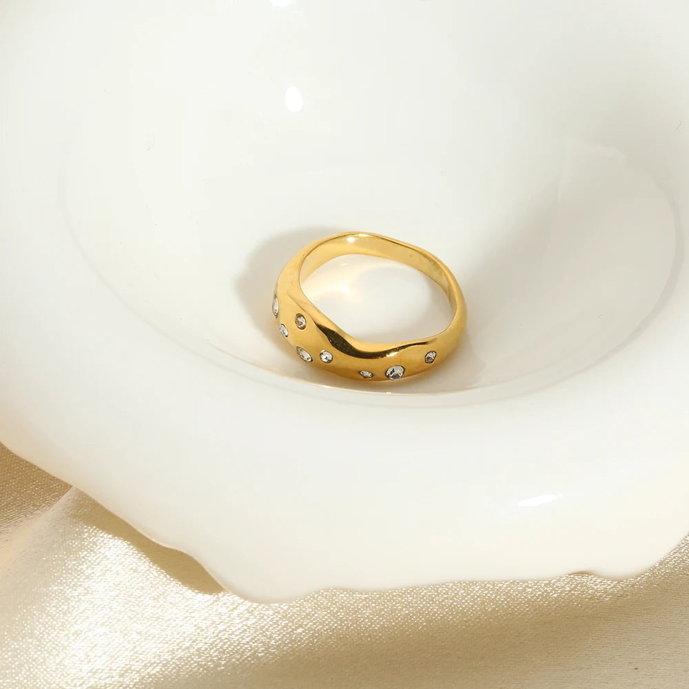 Bold Waved Shaped Ring